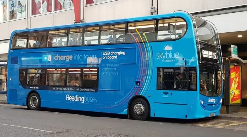 Cardiff to Reading Bus