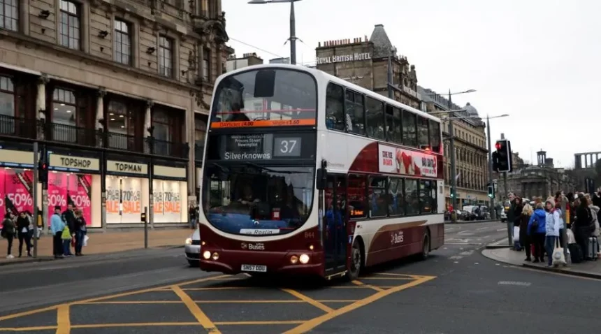 Edinburgh to York bus